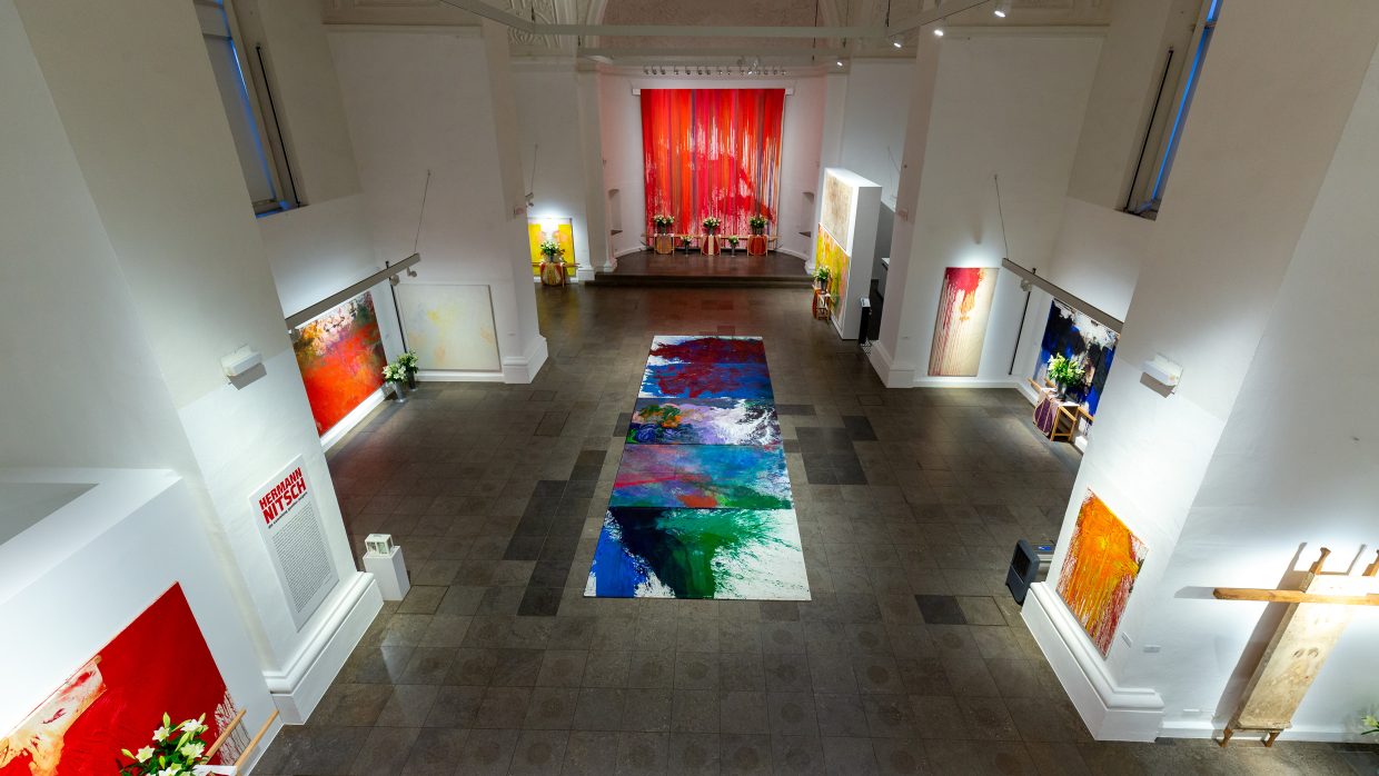 Exhibition view "Hermann Nitsch. Mythos Passion" | © Philipp Endemann/Kunsthalle Jesuitenkirche, Museen der Stadt Aschaffenburg